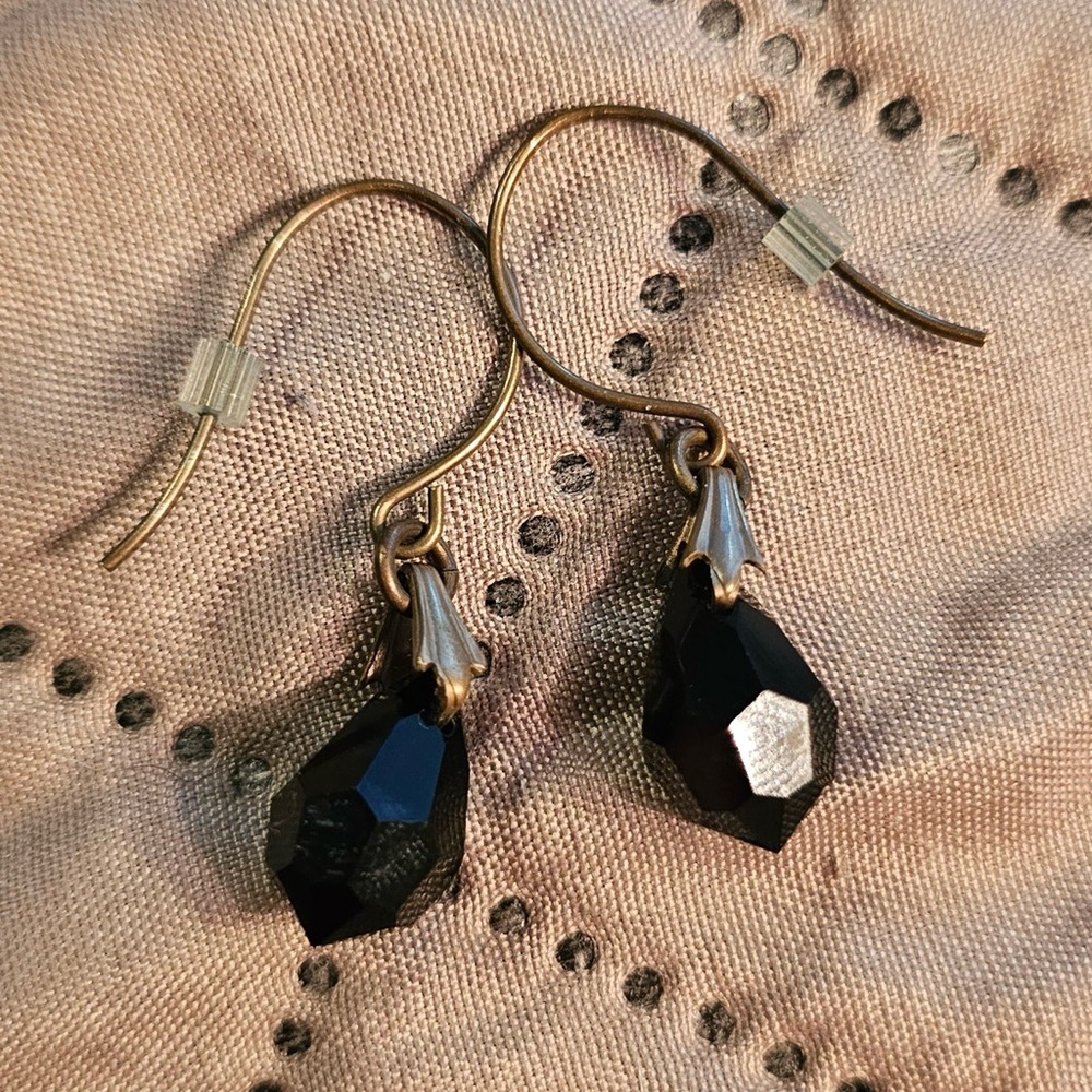 Bella Vintaj brass and black onyx earrings